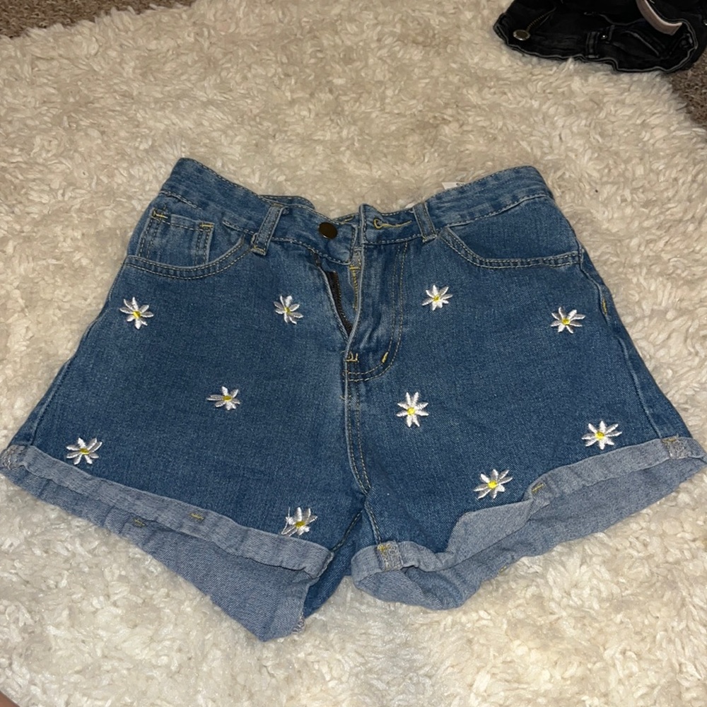SHEIN shorts💗